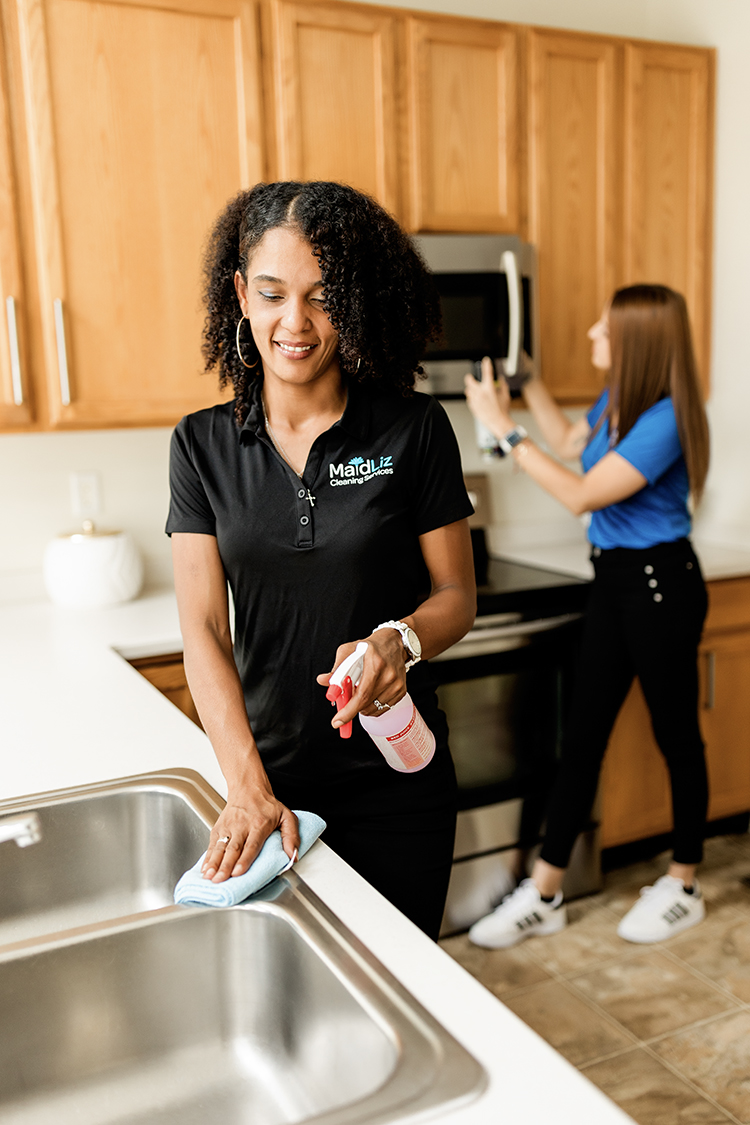 cleaning-kitchen